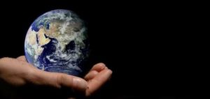 WorldInHand_Feature_ThoughtssInWordss